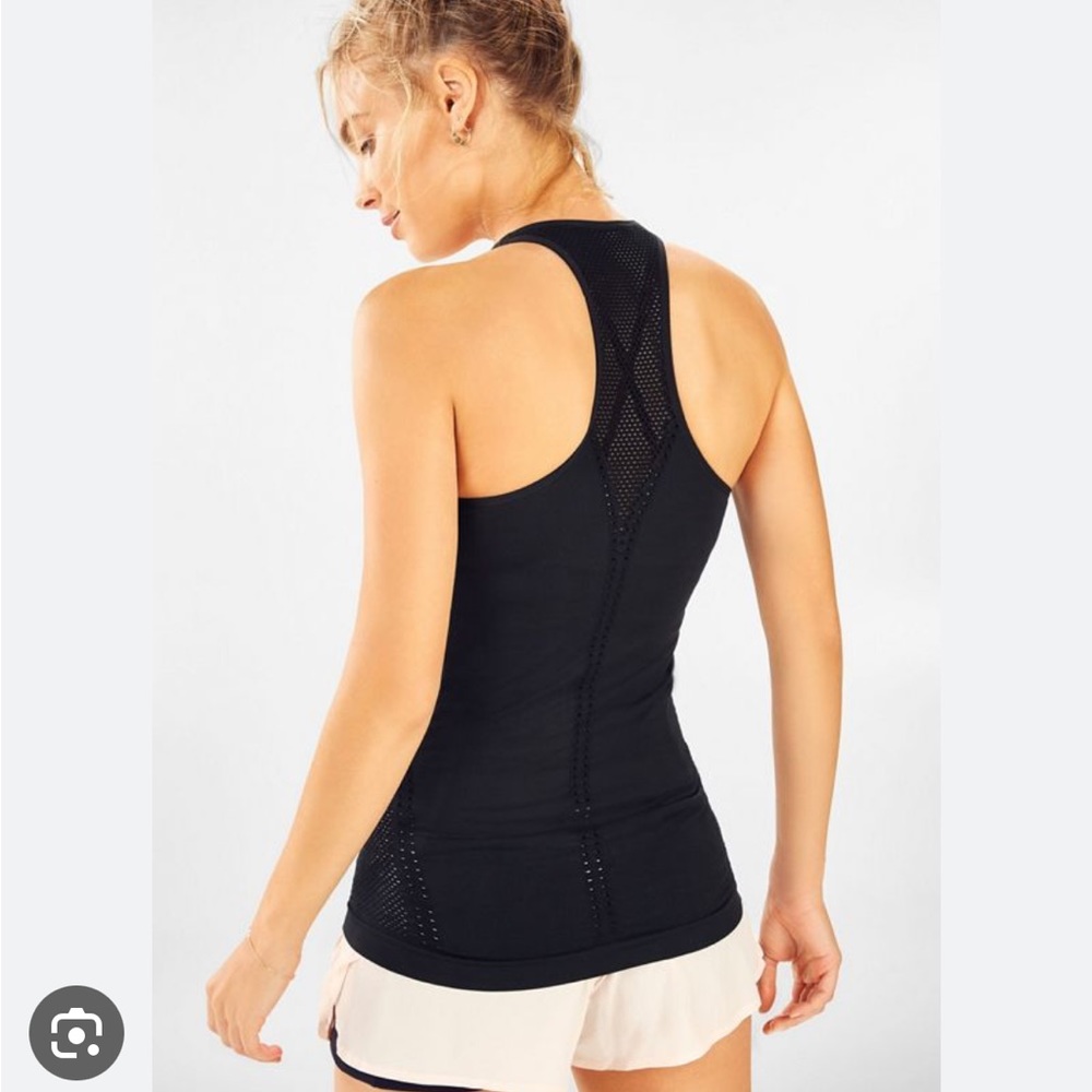 Fabletics Christine Seamless Openwork Visit Black Tank‎ h12